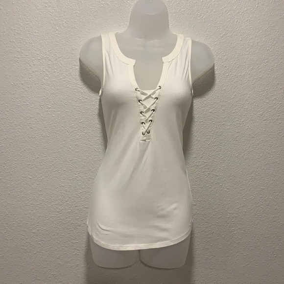 White House Black Market Tops - White Blouse White House black market size Xxs